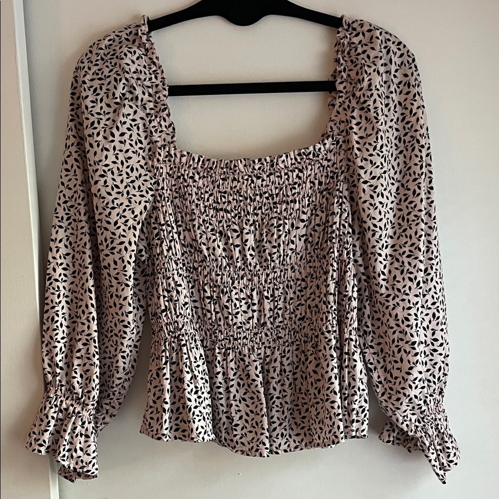 Who What Wear Black and Pink Patterned Ruched Blouse Size S